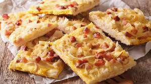 Unsere Zeitung Sucht Das Beste Zwibbelsploatz Rezept Der Region Rezept Zwiebelkuchen Rezepte Zwiebelkuchen