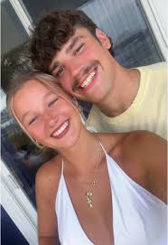 olivia.whitlock (@olivia.whitlock)