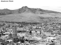 Panoramica De Sombrerete Zacatecas Mexico 1 Beautiful Places Mexico Paris Skyline
