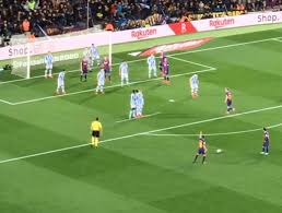 Messi scores and barca have the lead! Real Sociedad Changed Their Entire Formation To Defend Messi S Free Kick Barca Universal