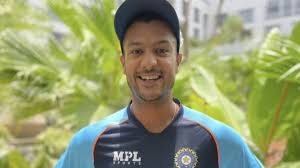 India test mainstay cheteshwar pujara has revealed the jersey the team will be sporting at the new zealand have already landed in uk well ahead of the wtc final as they are to face hosts england in. Mayank Agarwal Ravindra Jadeja Gear Up For Wtc Final Share Picture In Team India S Training Jersey Cricket News India Tv