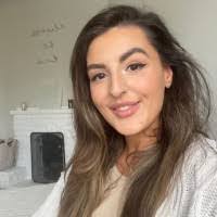 Stacey Conlin's Instagram, Twitter & Facebook