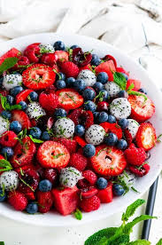 Berry Watermelon Dragon Fruit Salad Aberdeen S Kitchen Recipe Fruit Dinner Berry Fruit Salad Fruit Recipes Healthy