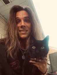 Jason Young Lockman (@jasonyounglockman) • Instagram photos and videos