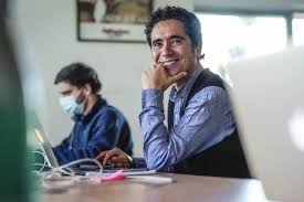 Vinculación con empresas de ignacio briones bori. Ignacio Briones Se Mostro A Favor De Legalizar La Marihuana