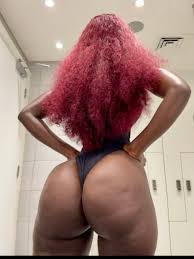 OnlyFans model mashacarrie - pornpic.com