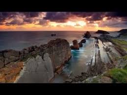 Découvrez le clip et les paroles de la chanson la mémoire et la mer de bernard lavilliers, tiré de l'album disponible gratuitement sur jukebox.fr ! Freres De La Cote Paroles Bernard Lavilliers Greatsong