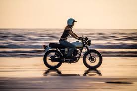 Harga cafe racer 600cc galeri gambar sketsa cafe racer. Mau Sewa Motor Custom Buat Keliling Bali Coba Mampirin Joyride Harganya Pas Di Kantong Motorplus