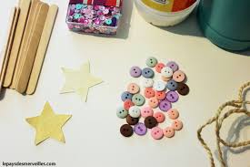 Le bâton de glace est une des quatre armes miracles apparaissant dans la carte zombies origins. Sapins Avec Des Batons De Glace Le Pays Des Merveilles