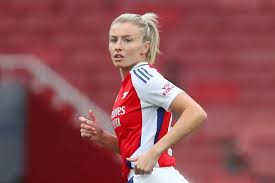 Leah Williamson nears long-term contract extension as Arsenal priorities  explained AFTV
