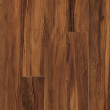 Pergo Xp Amazon Acacia 8 Mm T X 5 23 In W X 47 24 In L Laminate Flooring 20 62 Sq Ft Case Lf000853 The Home Depot Laminate Flooring Walnut Laminate Flooring Wood Laminate