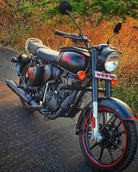 Royalenfieldholic On Instagram Rate This Click From 1 To 10 Pc Call Royal Enfield Classic 350cc Royal Enfield Hd Wallpapers Enfield Classic