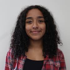 Anais Viveros Gonzalez's High School Bio