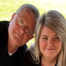 The pandemic's toll: COVID-19 shatters families, leaves 5,000 Arkansans  dead in 1 year