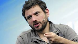 Juan grabois y un nuevo pase de factura al gobierno,dolores etchevehere quedó detenida tras el desalojo Ayzqin2ekfj2wm