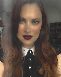 Love is in the air. Thanks to @piscesnail.oc and Amy for her amazing  detailed work 🥰