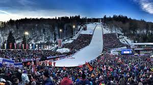 Eisenbichler wurde beim springen am 31.1.2021 in willingen klar benachteiligt. Infos Zeitplan Das Mussen Sie Zum Weltcup Skispringen In Willingen Wissen Skispringen Com