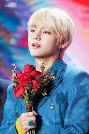 Pin By Antonia On 2019 Bts Taehyung Kim Taehyung Taehyung