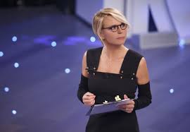 C'è posta per te è un programma televisivo italiano che va in onda in prima serata su canale 5 a partire dal 12 gennaio 2000 con la conduzione di maria de filippi. C E Posta Per Te 2019 Anticipazioni E Ospiti Di Stasera 26 Gennaio 2019 Urbanpost