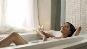 Nass warm feucht und super fickgeil in der badewanne. Badewanne Wann Du Besser Auf Ein Heisses Bad Verzichtest Fit For Fun