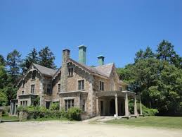 Queset House North Easton With Images House Styles House Towns Usa