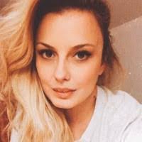 Isabelle Levy's Instagram, Twitter & Facebook