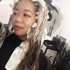 Dyeing your hair at home is definitely a great way to have your hair always tidy, especially how to bleach your hair at home. What It S Really Like To Dye Your Hair Platinum Blonde