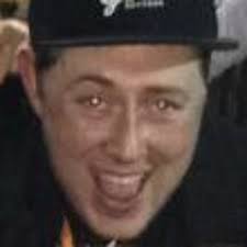 Stream Gavin Pierce music