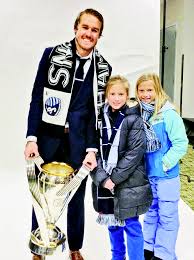 Photo gallery: Friends and Neighbors December 2013