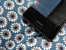 Sharp Aquos C10 Smartphone Review ...