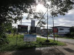 Tempat menarik untuk melawat dan melancong di sarawak borneo malaysia. The Lodge Taman Flash Gordon Penampang Penampang Harga Terkini 2021