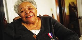 Anna Senna remembers simple gifts, Christmas music, family feast