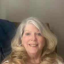 How to remove shell from boiled eggs?