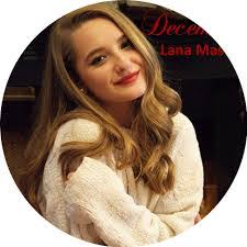 Lana Mason's Instagram, Twitter & Facebook