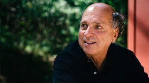 Steve Eslinger's Instagram, Twitter & Facebook