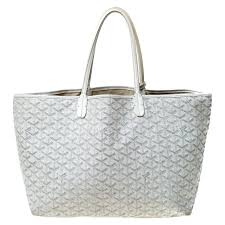 At isbags.ru, not only we offer the best fake designer goyard bags online with wholesale price, we also have the largest collection of replica goyard designer handbags, all at just one click away! Goyard Saint Louis White Coated Canvas Pm Tote Goyard Tlc