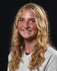 Anna Newland's Instagram, Twitter & Facebook