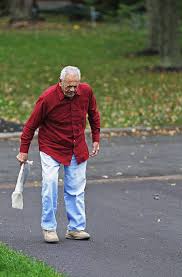 10+ Walking Limping Senior Men Grandfather Stock Photos, Pictures &  Royalty-Free Images - iStock