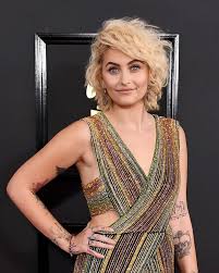 Meanwhile, she struck up a relationship with musician michael snoddy, which ended by early 2017. Michael Jackson S Daughter Paris Jackson Signs With Modeling Agency Abc News