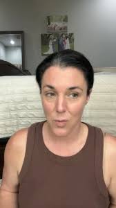 New Tutorial! Low Key, Laid Back Glam with Betty Adewole Natural skin with  a touch of definition and shine, it's a great FAST look that works for day  or night.  http://www.lisaeldridge.com/video/28555/low-key-laid-back-glam/#.Wo73ZRPFIWo