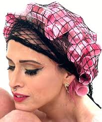 under the dryer and hair in rollers」おしゃれまとめの人気アイデア｜Pinterest｜Gordon Foote