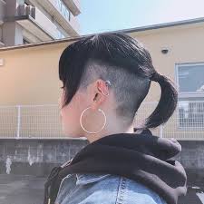 とわ氏さんはinstagramを利用しています 刈り上げ女子 ピアス女子 刈り上げ女子 ショートカット 襟足 刈り上げ