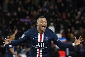 Kylian mbappé lottin was born on december 20, 1998, in bondy, paris, france, to wilfried mbappé and fayza lamari. Mbappe Ajukan Syarat Spesial Sebelum Teken Kontrak Baru Republika Online