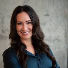 Stacey Bladen's Instagram, Twitter & Facebook