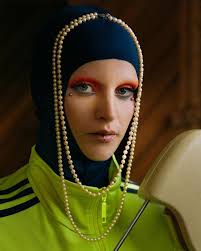 Come to the gallery this Saturday and Sunday from 12-5 to see our current  exhibition “Overdressed and Unemployed” by Liza Seelig (@bluejeanbabayy),  installation by Katalea Ford (@kataleaford), curated by Elvira Michelle  (@elviramichelle_)