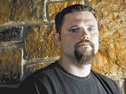 Ex-Eagle Rayburn coming back from addiction