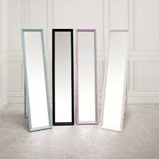 Outdoor cafes and home backyard starting to use mirror glass (kaca cermin) also for decorative purposes. Jual Kaca Cermin Furniture Livien Avilla Stand Mirror Terbaru Juni 2021 Blibli
