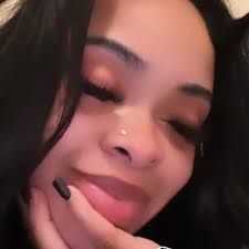 Avery Dempsey (@Averyjayhawk16)