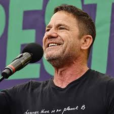 Steve Backshall Reveals the Extreme Training Behind His 100 Push-ups