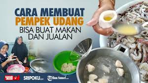 Pempek udang mohon maaf video pempek udangnya sepi dan tdk bermusik (sy hilangkan pempek udang crispy pempek udang favorit banget nih moms, rasanya yang gurih, aromanya yang. Cara Buat Pempek Udang Khas Sungsang Begini Kuncinya Sungsang Travel Vlog Episode 4 Selesai Youtube